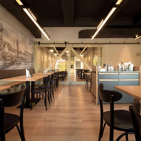 Wellness A Restaurace U Gigantu Guest house