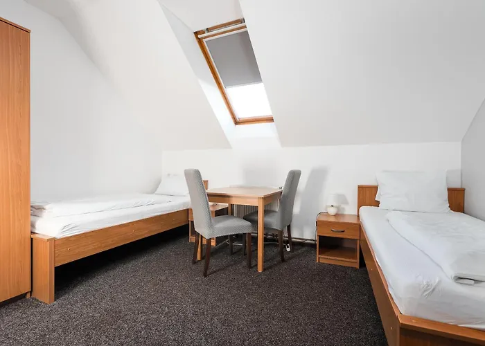 Wellness A Restaurace U Gigantu Guest house Plzen