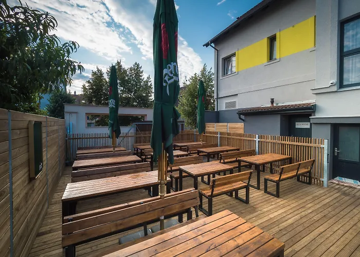 Wellness A Restaurace U Gigantu Guest house